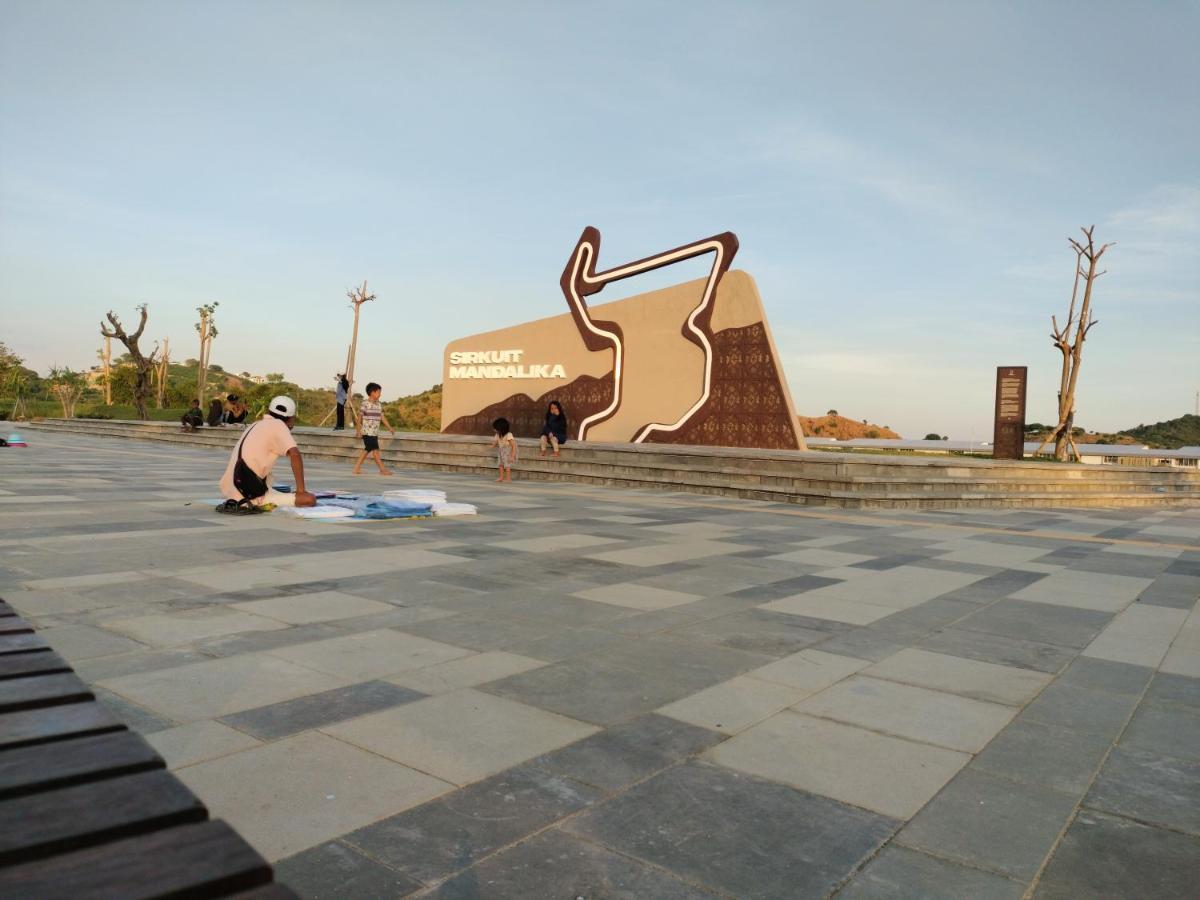 The Pondok Kuta  ภายนอก รูปภาพ